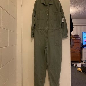 Old Navy Jumpsuit (out of stock online) NWT
